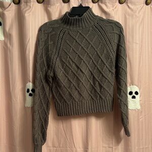 Women's Cable Knit Sweater - green